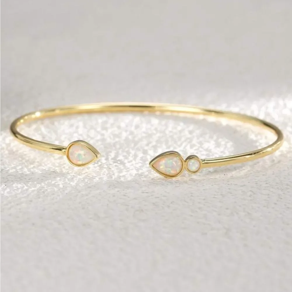 Stone bangle Q752